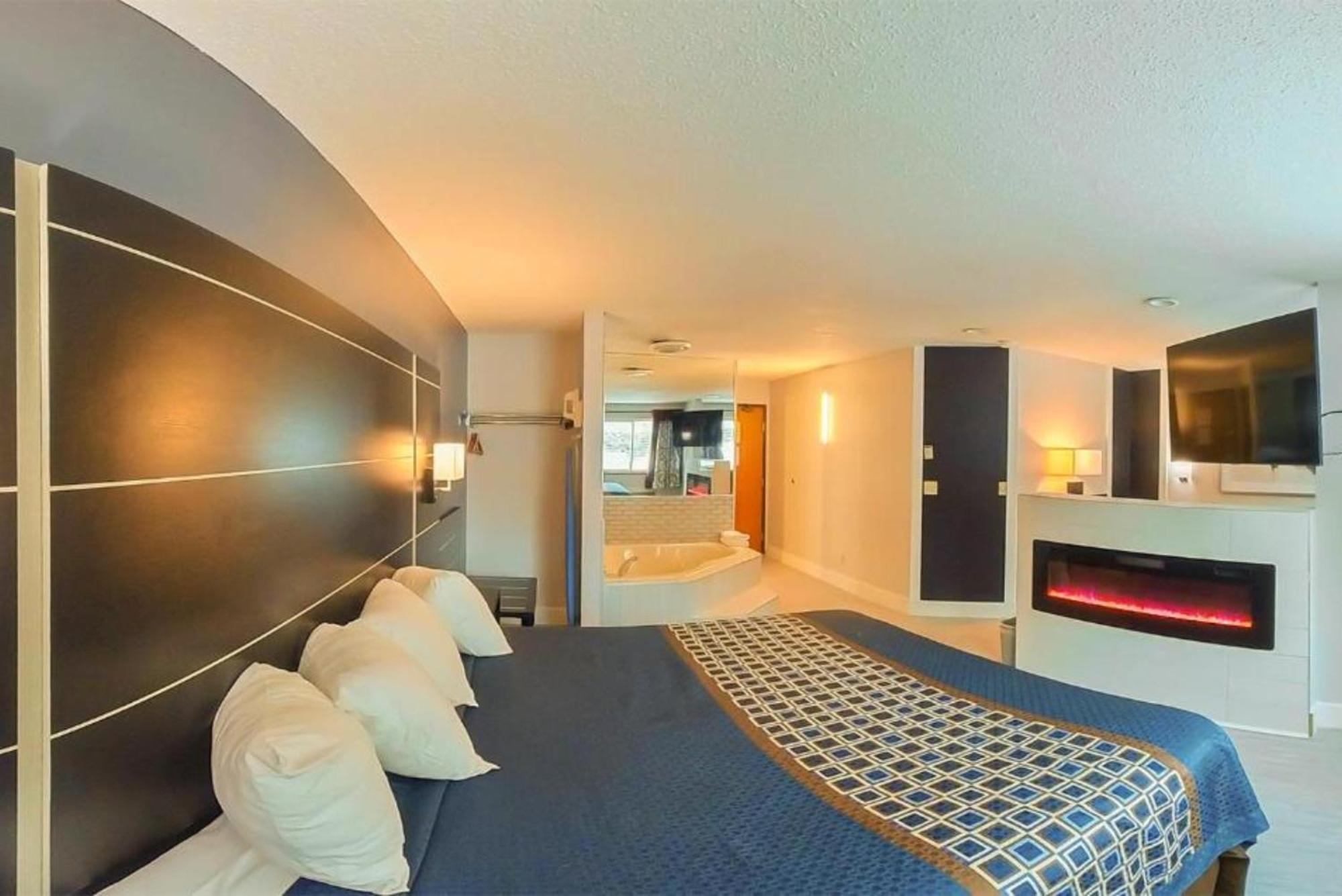 Coratel Inn & Suites By Jasper Hastings Buitenkant foto